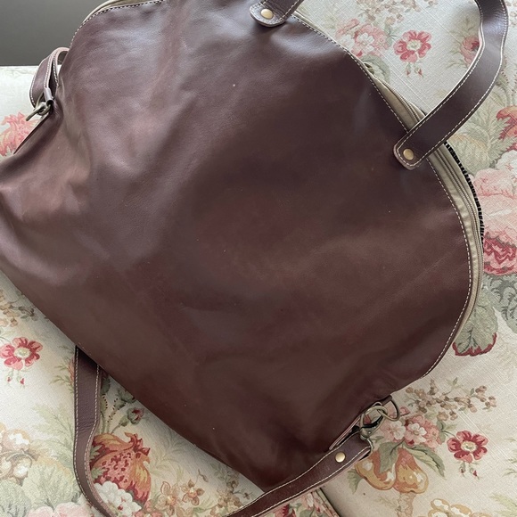 Leather and cowhide tote - Picture 3 of 4